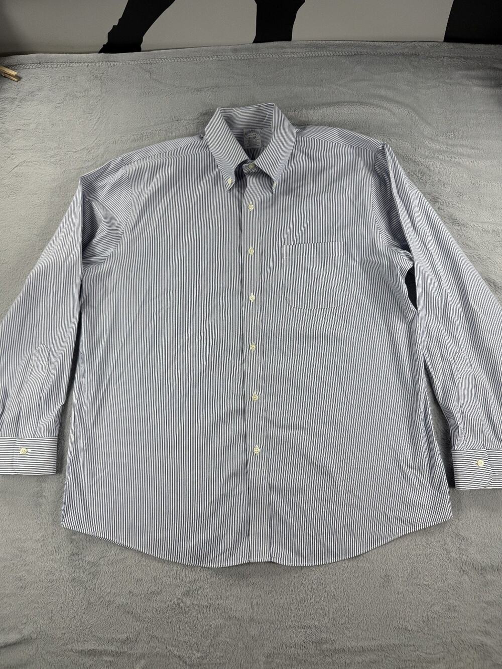 Brooks Brothers Dress Shirt 16 1/2 34 Mens Regular Fit Non Iron Stretch Cotton
